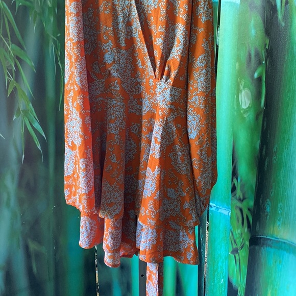 XL orange floral Romper - Picture 3 of 16